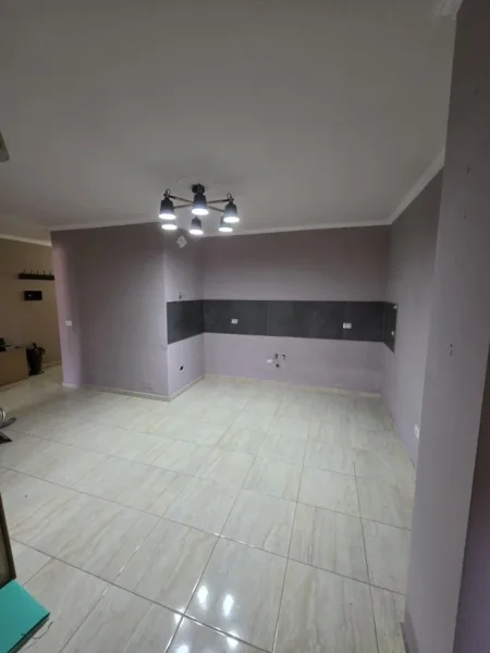 Tirane, shitet apartament 3+1 , 131 m² 235.000 € (kopshti botanik)