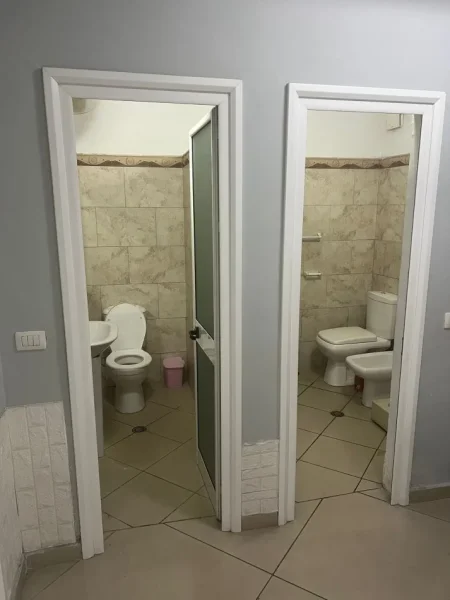 Tirane, jepet me qera apartament 1+1 Kati 2, 70 m² 450 € 