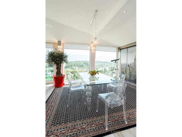 Tirane, jepet me qera apartament+verande | Penthouse 2+1+Aneks+Ballkon Kati 6, 203 m² 1.700 € (Buzë rrugës kryesore te Liqeni i Thatë pranë Mon Cheri, Tiranë)