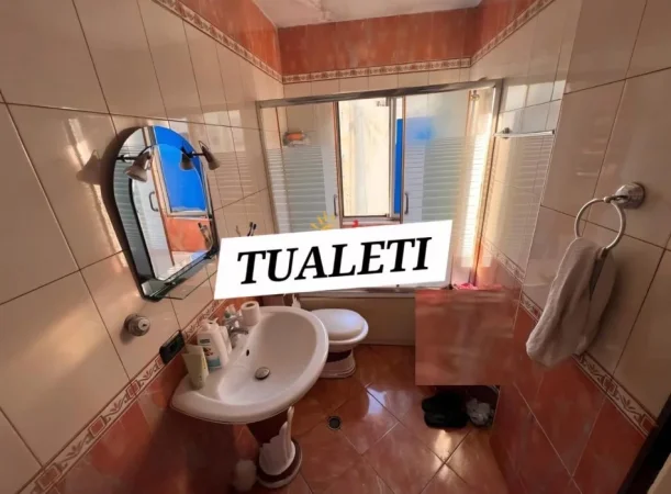 Tirane, shes apartament 2+1+2+Ballkon Kati 8, 100 m² 179.000 € (Pallati me Shigjeta)