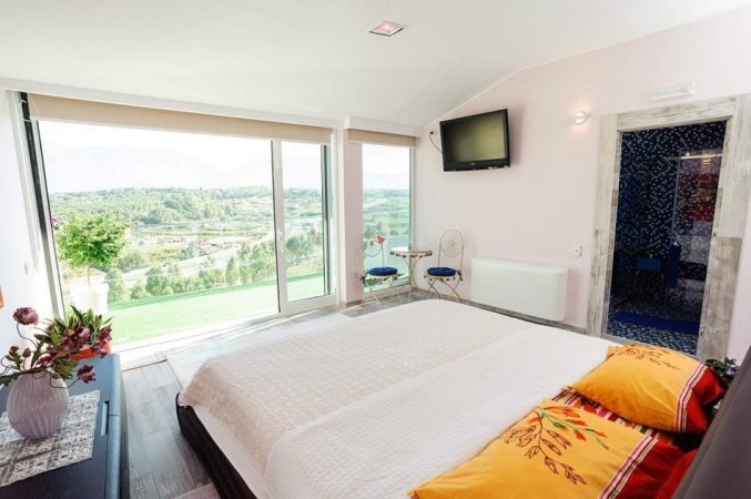 Tirane, jepet me qera apartament+verande | Penthouse 2+1+Aneks+Ballkon Kati 6, 203 m² 1.700 € (Liqeni i Thate)