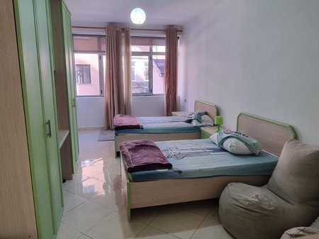 Tirane, jepet me qera apartament 1+1 Kati 2, 77 m² 600 € (Bulevardi Zogu i Pare)