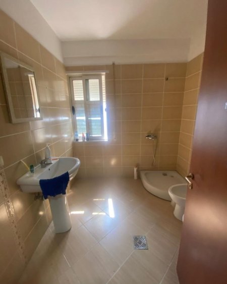 Tirane, shes apartament 2+1+Ballkon Kati 7, 107 m² 214.000 € (RR.JORDAN MISJA, AFËR KOMPLEKSIT GENER 2)