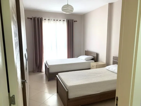 Jepet me Qera Super Apartament 1+1 tek Spitalet QSUT, pallat me ashensor, 65 m² 500 €uro