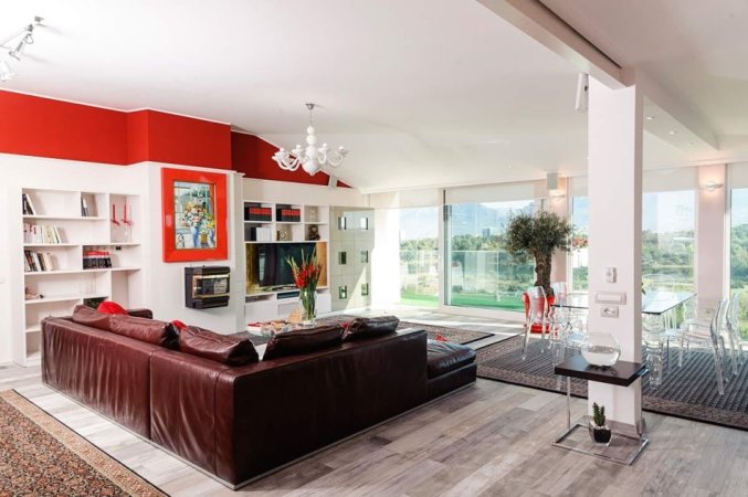 Tirane, jepet me qera apartament 2+1+Ballkon , 203 m² 1.700 € 