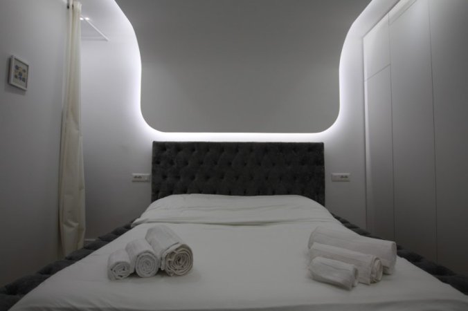 Tirane, jepet me qera garsonier Kati 1, 35 m² 550 € (Kryqzimi 21 Dhjetorit ,Vodafone)