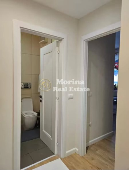 Tirane, jepet me qera apartament 3+1 Kati 3, 107 m² 800 € (Kodra e Diellit 1)