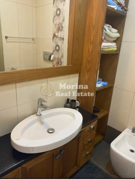 Tirane, jepet me qera apartament 3+1 Kati 3, 107 m² 800 € (Kodra e Diellit 1)