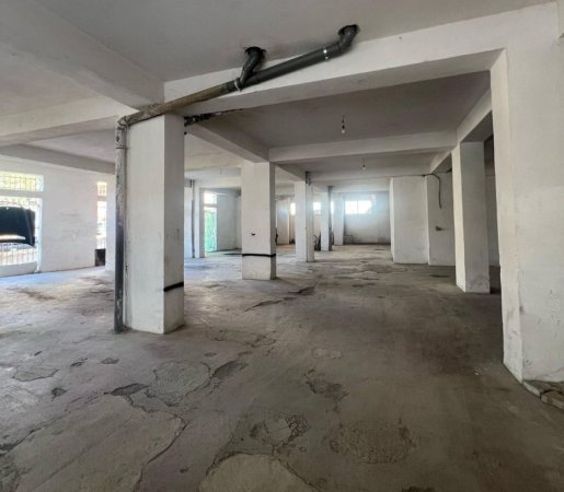 Tirane, jepet me qera ambjent biznesi Kati -1, 380 m² 800 € (Rruga e Thesarit, Fresku, Tiranë, TT 1959)