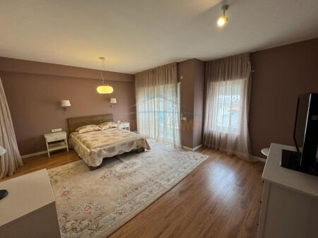 Tirane, jepet me qera apartament duplex Dublex Kati 0, 167 m² 1.200 € (Kodra e Diellit 2)