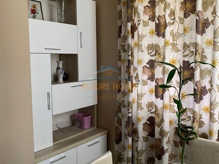Tirane, jepet me qera apartament 1+1 Kati 3, 50 m² 550 € (Rr Mine Peza)