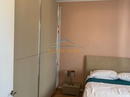 Tirane, jepet me qera apartament 1+1 Kati 3, 50 m² 550 € (Rr Mine Peza)