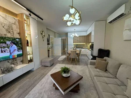 Tirane, jepet me qera apartament 2+1 Kati 2, 120 m² 800 € 