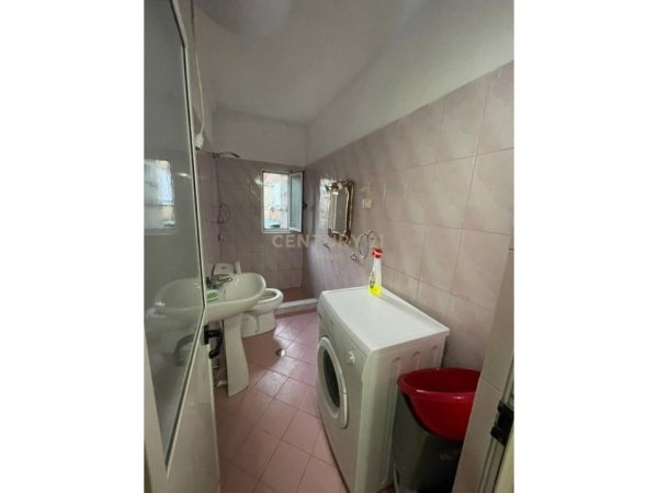 Tirane, jepet me qera apartament 1+1 Kati 2, 50 m² 380 € (Qyeteti Studenti)