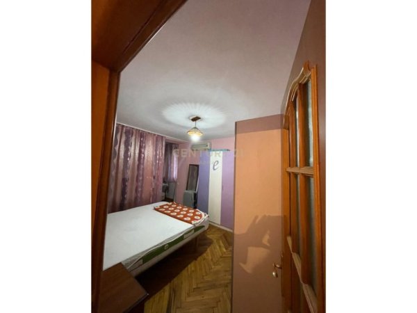 Tirane, jepet me qera apartament 1+1 Kati 2, 50 m² 380 € (Qyeteti Studenti)