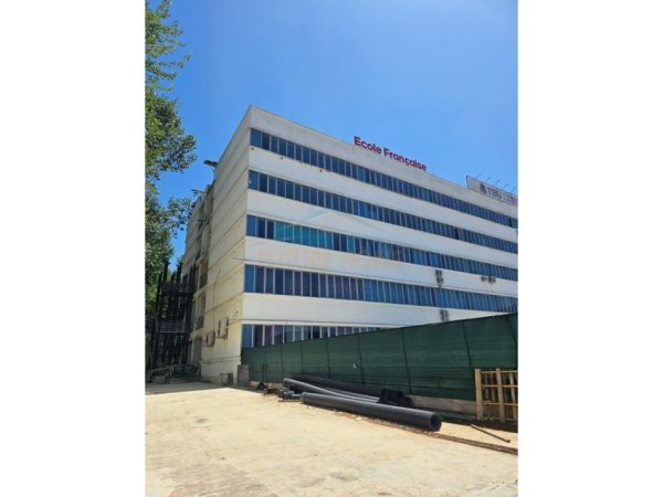 0683487469 Tirane, jepet me qera ambjent biznesi Kati 5, 2.250 m² (Prane TEG)