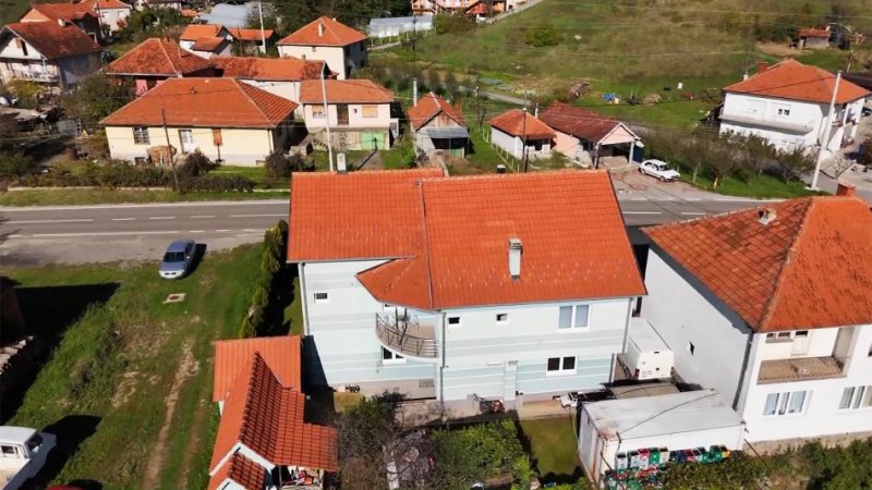 Leposaviq, shes shtepi 2+1+Aneks Kati 2, 560 m² 280.000 € (Sočanica BB)