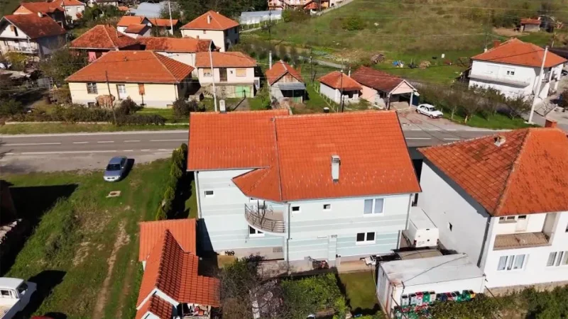 Leposaviq, shes shtepi 2+1+Aneks Kati 2, 560 m² 280.000 € (Sočanica BB)