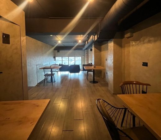 Tirane, jepet me qera ambjent biznesi Kati 0, 140 m² 1.400 € (Rezidenca ASL 1, Oxhaku, Tiranë, TT 1849)