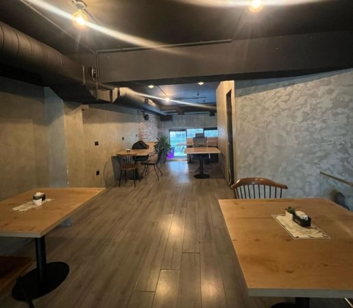 Tirane, jepet me qera ambjent biznesi Kati 0, 140 m² 1.400 € (Rezidenca ASL 1, Oxhaku, Tiranë, TT 1849)