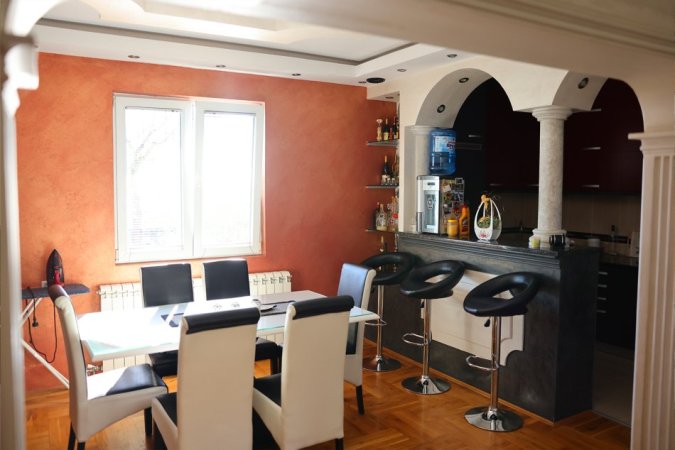 Leposaviq, shes shtepi 2+1+Aneks Kati 2, 560 m² 280.000 € (Sočanica BB)