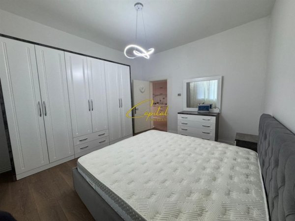 Tirane, jepet me qera apartament 1+1 Kati 1, 78 m² 450 € (KOMUNA E PARISIT)
