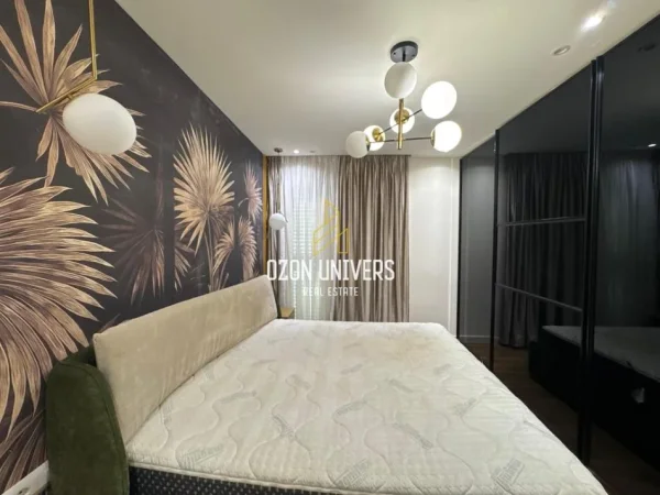 Tirane, jepet me qera apartament 4+1+Aneks+Ballkon Kati 2, 140 m² 700 € (Rruga Dritan Hoxha, Laprakë)