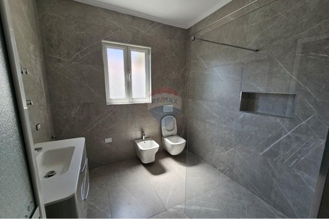Tirane, jepet me qera apartament 2+1 , 75 m² 400 € (ID: 530391026-9)