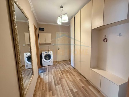 Tirane, shitet apartament 1+1 Kati 3, 59 m² 12.800.000 € 