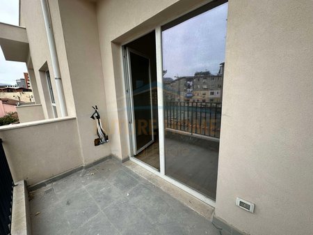 Tirane, shitet apartament 1+1 Kati 2, 73 m² 12.563.000 € 