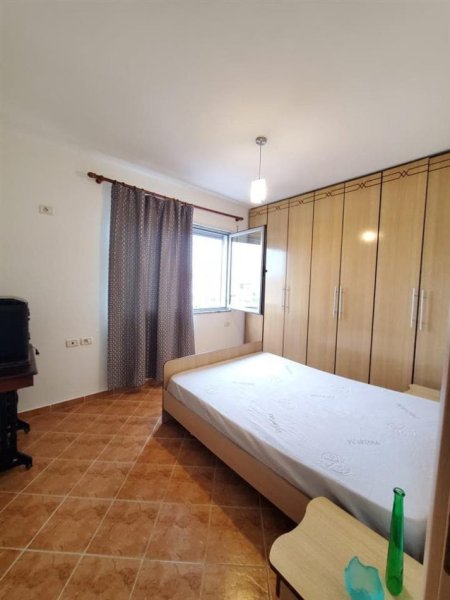 Tirane, jepet me qera apartament 2+1+Ballkon Kati 7, 60 m² 550 € (Rruga Mine Peza)
