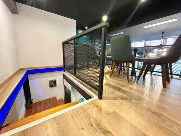 - SHITET:  DYQAN/LOKAL Ultra Investuar 62 m² ( Xhamllik -📍 Kompleksi Kolombo ( Ndarë në 2 kate) || 180,000€