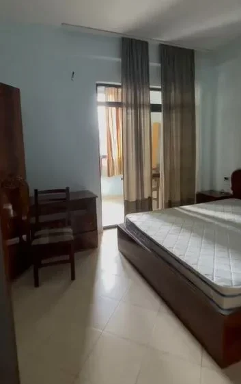 Tirane, jepet me qera apartament 2+1 Kati 3, 110 m² 450 € (Ali Demi)