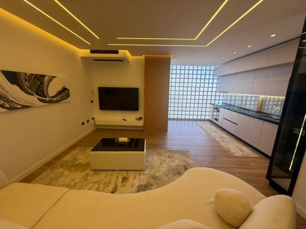 Tirane, shitet apartament 2+1 Kati 3, 110 m² 325.000 €