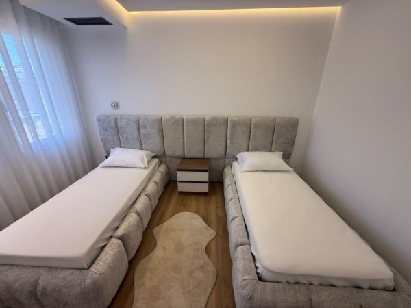 Tirane, shitet apartament 2+1 Kati 3, 110 m² 325.000 €