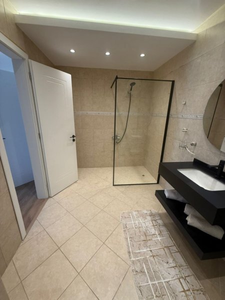 Tirane, shitet apartament 2+1 Kati 3, 110 m² 325.000 €