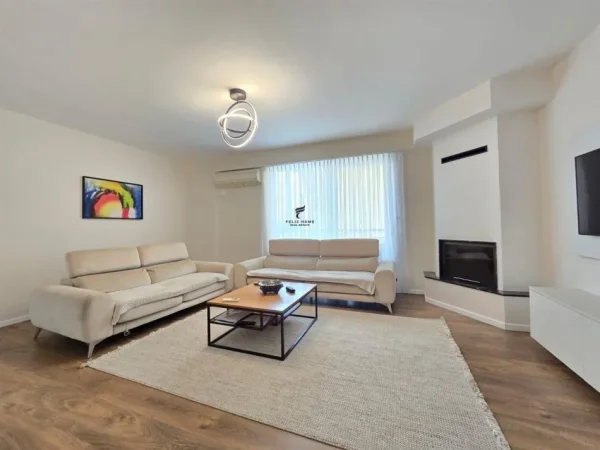 Tirane, jepet me qera apartament 3+1 Kati 6, 150 m² 1.000 € (5 MAJ)