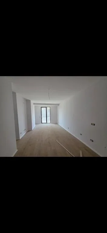 Shitet Apartament 2+1 +2 Tek Residenca Mine Peza.