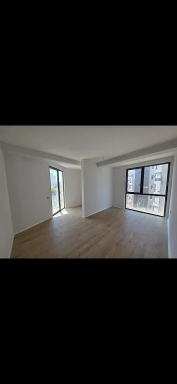 Shitet Apartament 2+1 +2 Tek Residenca Mine Peza.