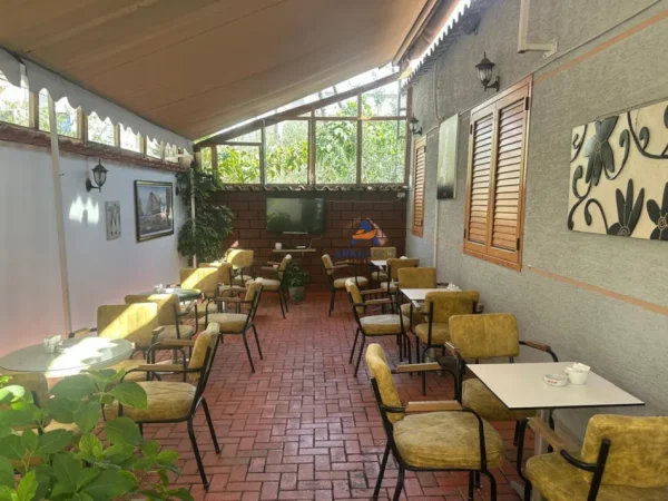 Tirane, jepet me qera ambjent biznesi Kati 0, 100 m² 1.500 € (PRANE GJYKATES ADMINISTRATIVE,TEK RRUGA DON BOSKO)