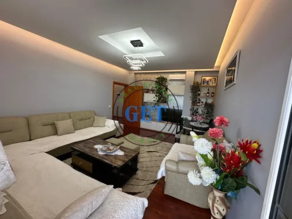 Durres, shitet shtepi 3 Katshe , 196 m² 225.000 € (Ish Kenet)