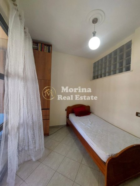 Tirane, jepet me qera apartament 2+1+Ballkon Kati 3, 70 m² 380 € (Rruga 5 Maji- Concord Center)