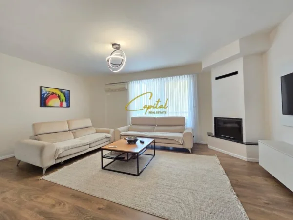 Tirane, jepet me qera apartament 3+1 Kati 6, 180 m² 1.000 € (5 MAJI)