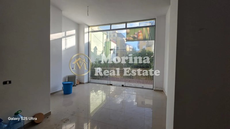 Tirane, shitet ambjent biznesi Kati 0, 100 m² 120.000 € (Fresku)