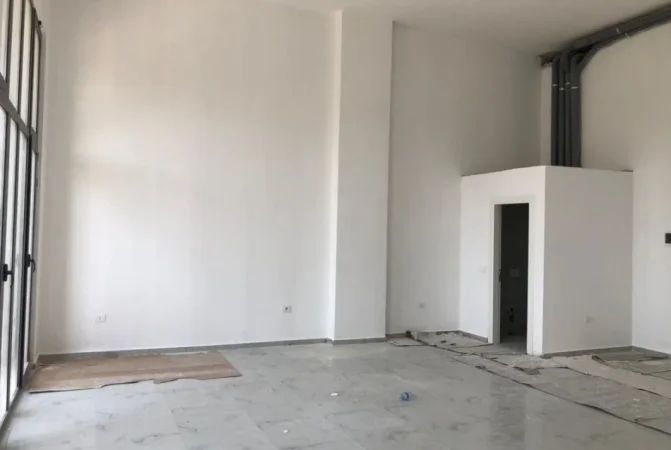 Tirane, jepet me qera zyre Kati 1, 88 m² (xhanfize keko)