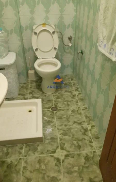 Tirane, shitet apartament 2+1+Ballkon Kati 3, 102 m² 250.000 € (RRUGA NAIM FRASHERI,PRANE MOZAIKUT TE TIRANES)