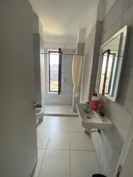 Tirane, jepet me qera apartament 2+1 Kati 6, 96 m² 700 € (Kompleksi Lura)