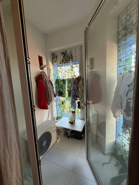 Tirane, shitet apartament 1+1 Kati 1, 59 m² 90.000 € (Rezidenca Kaimi)