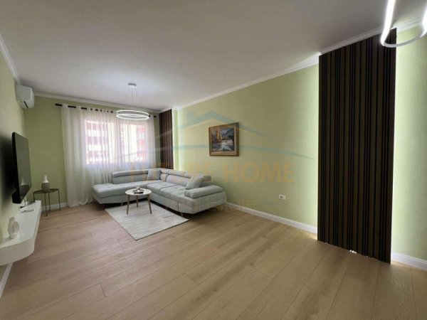 Tirane, shitet apartament 2+1 Kati 3, 88 m² 145.000 € (Yzberisht)
