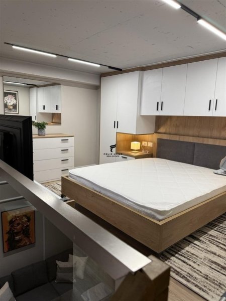 Tirane, jepet me qera apartament duplex 1+1 Kati 1, 70 m² 650 € (GOLDEN PARK 3)